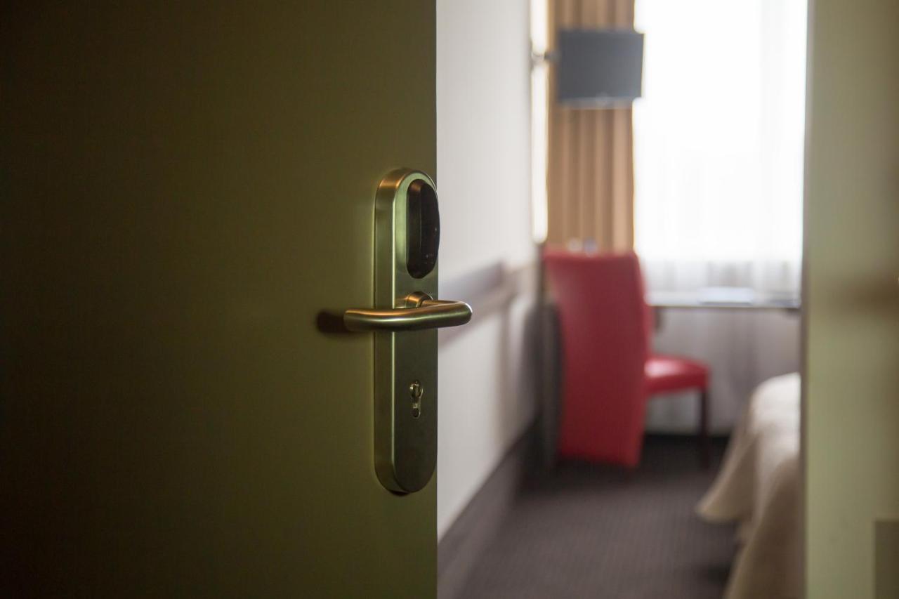 Hotel New Skanpol Колобжег Экстерьер фото