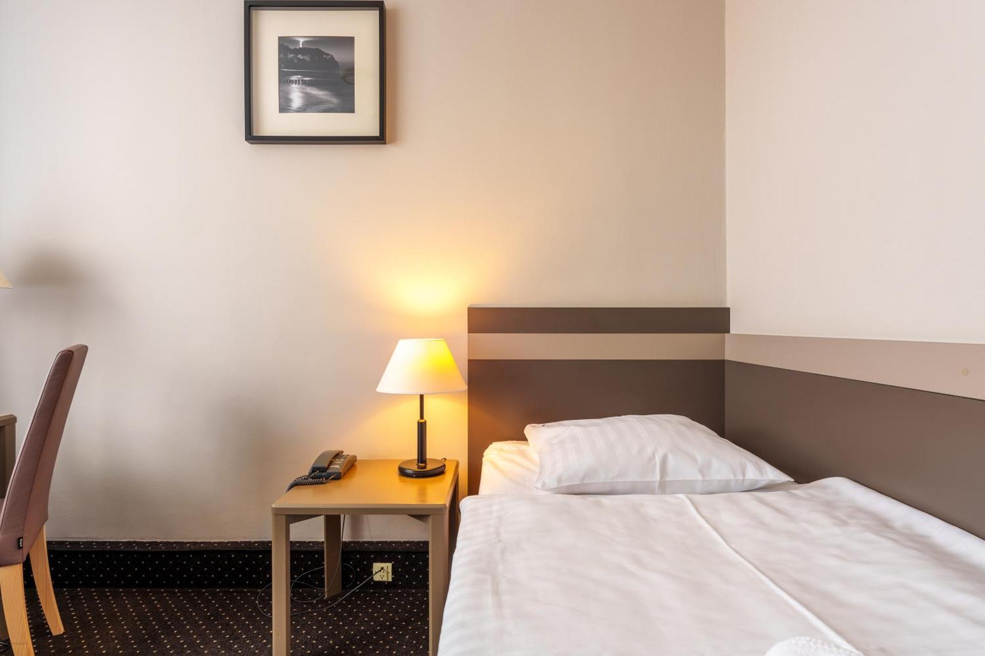 Hotel New Skanpol Колобжег Экстерьер фото