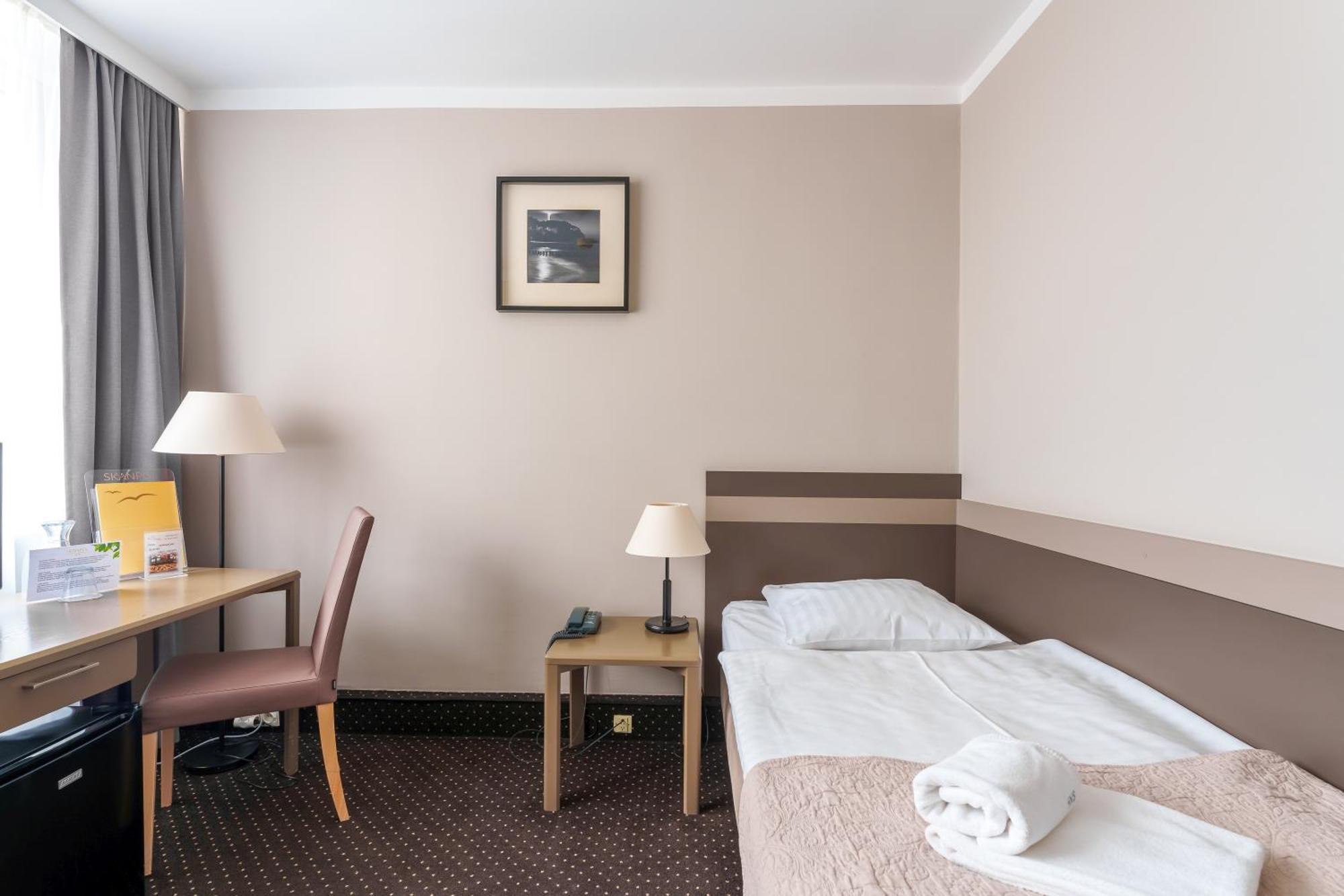 Hotel New Skanpol Колобжег Экстерьер фото