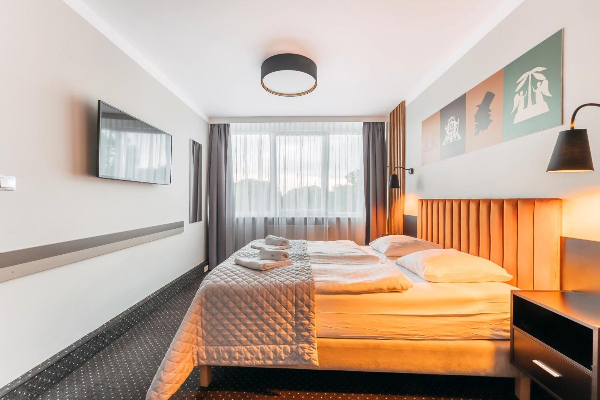 Hotel New Skanpol Колобжег Экстерьер фото